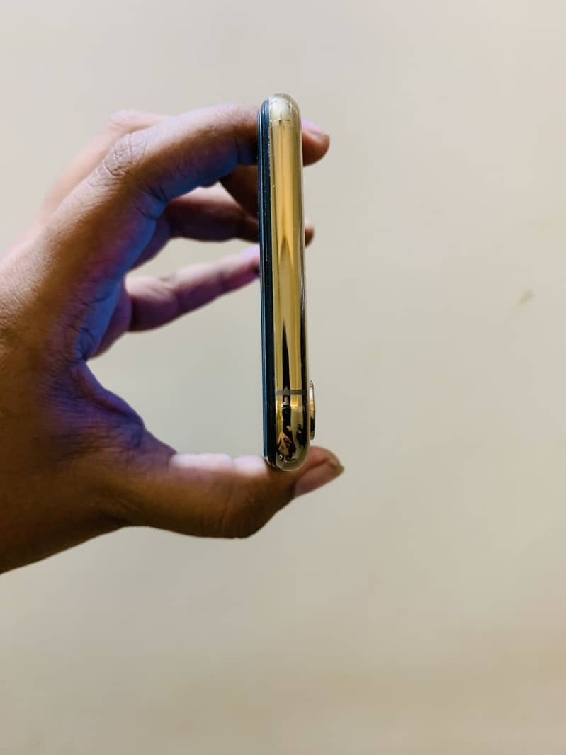 iPhone XS MAX 3