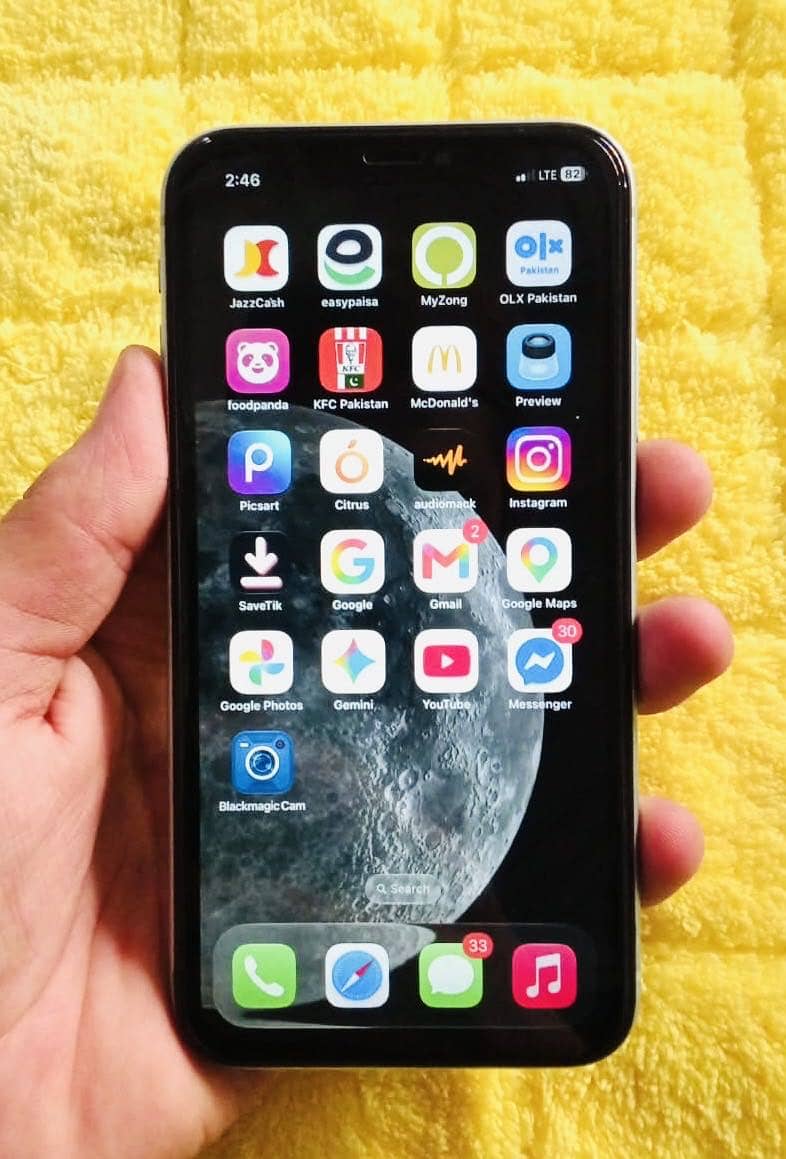 iPhone 11 7