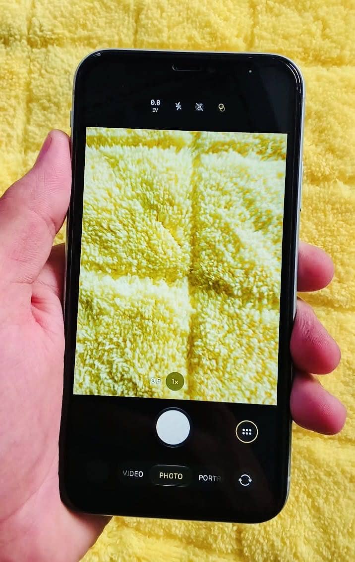 iPhone 11 8