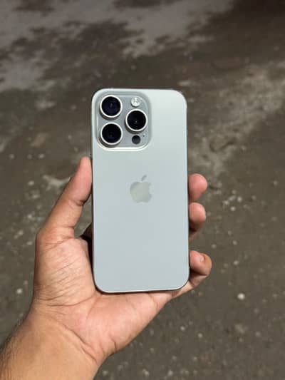 Apple iPhone 15 Pro