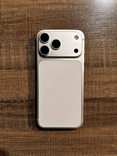 iPhone 17 Pro Max White 256GB | Non PTA | 100 Health | 10/10 Condition