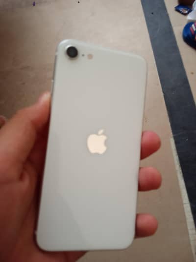 Apple iPhone SE