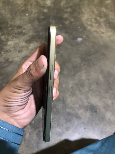 Vivo Y16