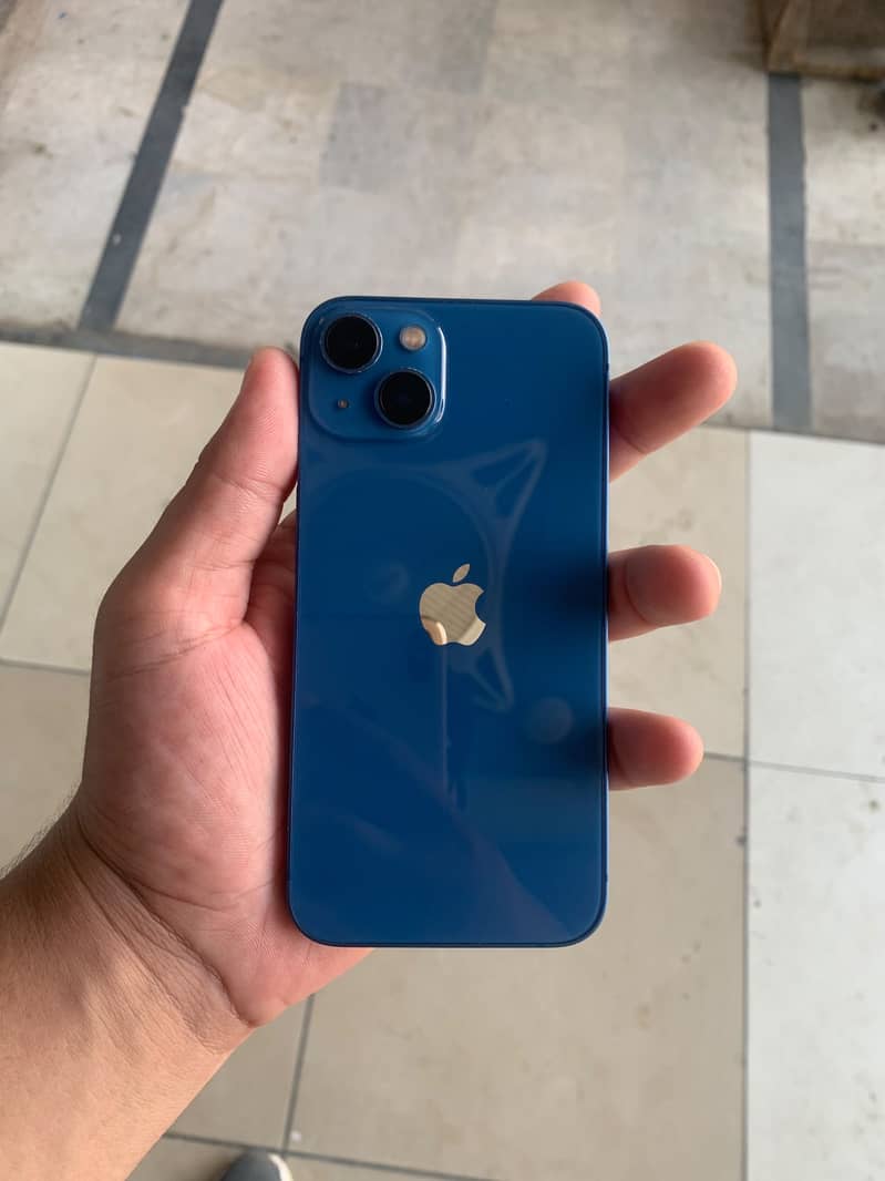 iPhone 13 6