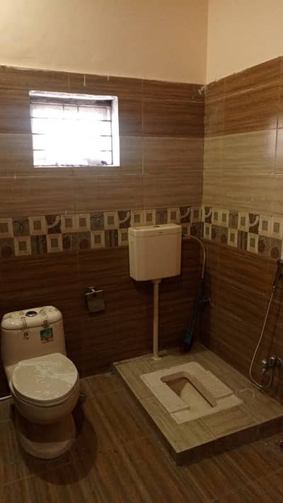 10 Marla house for rent with complete solour system