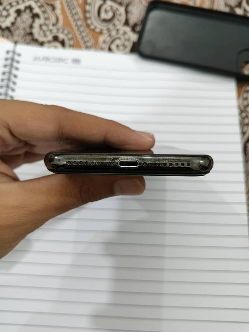 Apple iPhone X 1