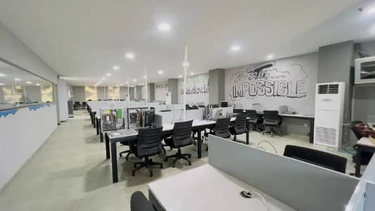 1 kanal fully furnished floor available in Johar town