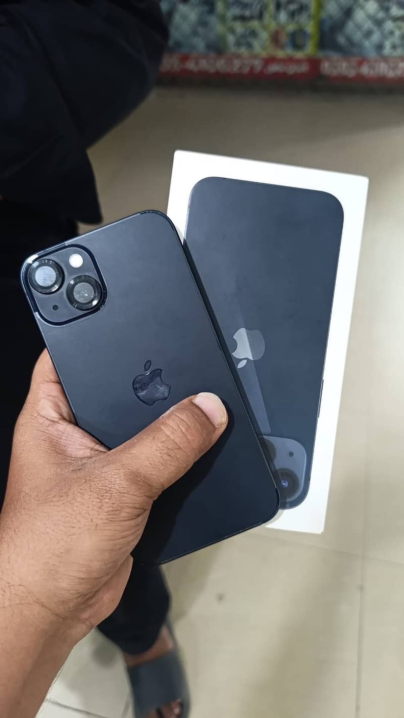 iPhone 13 7