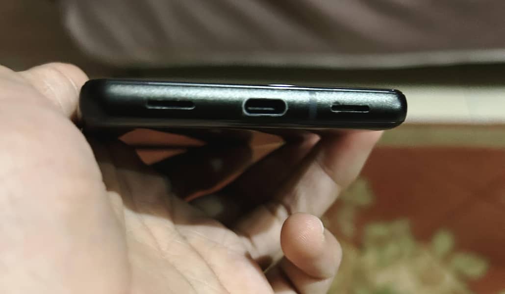 Google Pixel 6a 5