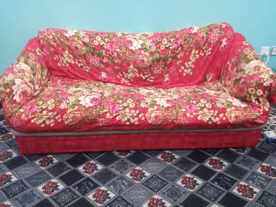 5 seater sofa set available for Sale