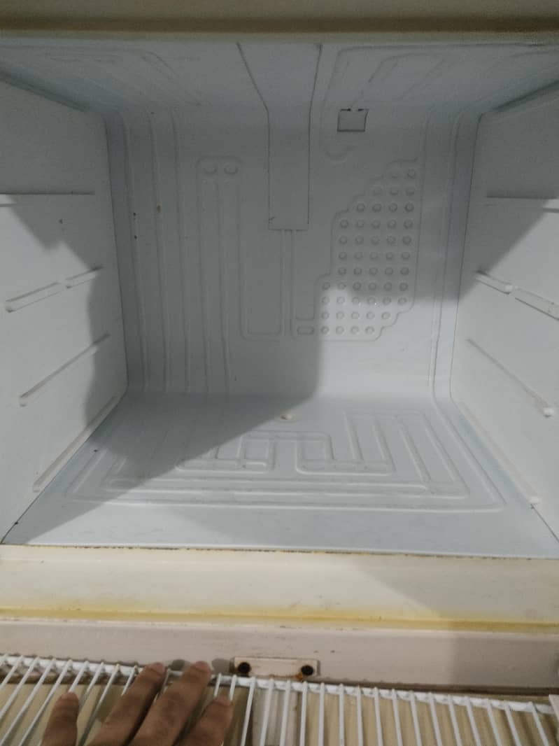 Dawlance Fridge Mint Condition 3