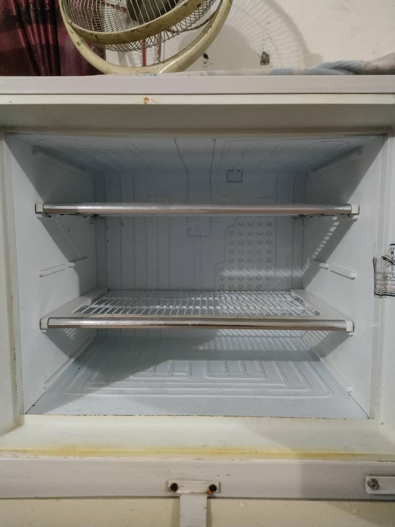 Dawlance Fridge Mint Condition 4