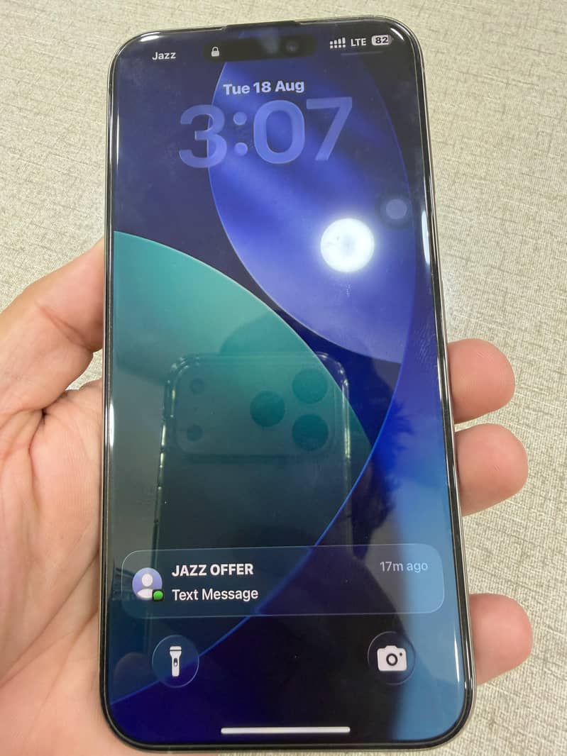 iPhone 15 Pro Max 2