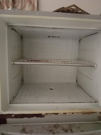 Dawlance frige