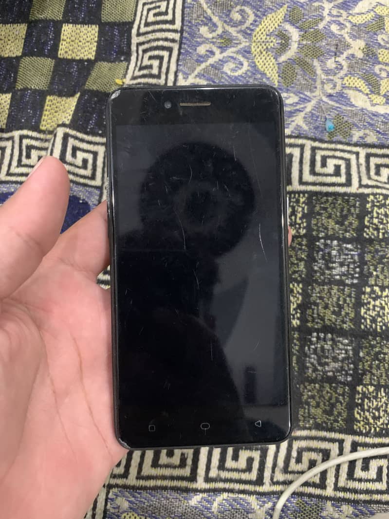 OPPO A37 2