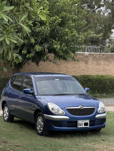 Toyota Duet 1999