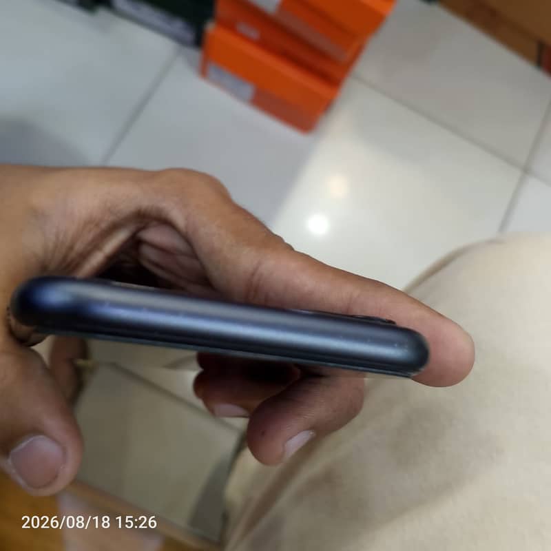 Apple iPhone 11 1