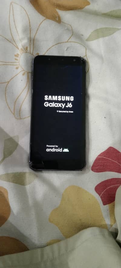 Samsung Mobile J6