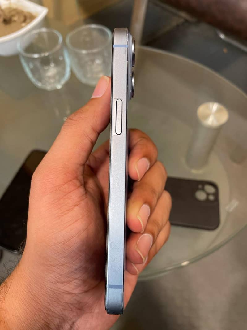 Apple iPhone 14 1