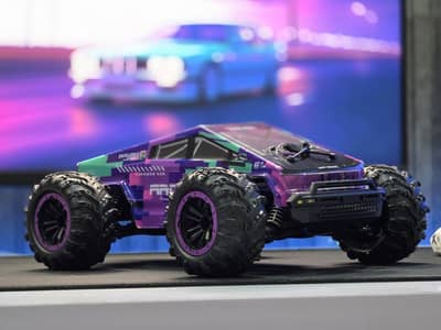 1/16 High-Speed 4WD RC Cyber Truck 45km/h