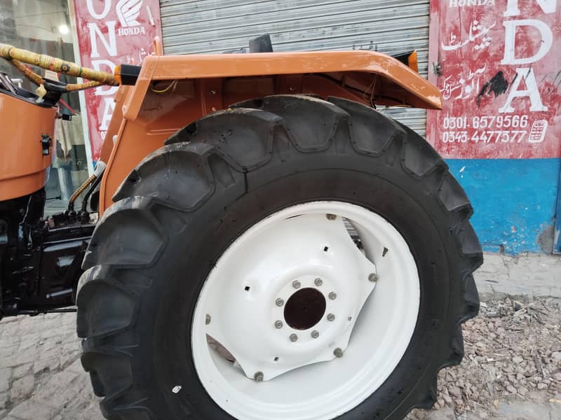 Tractor 3