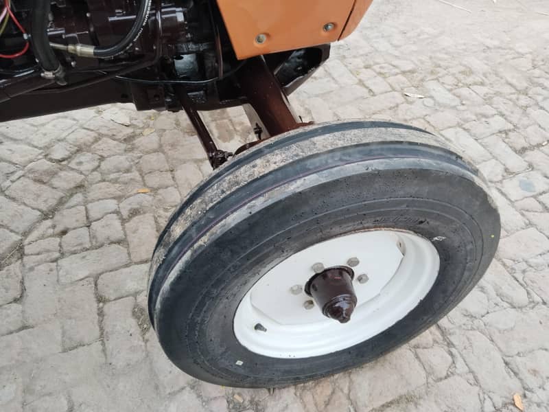 Tractor 6