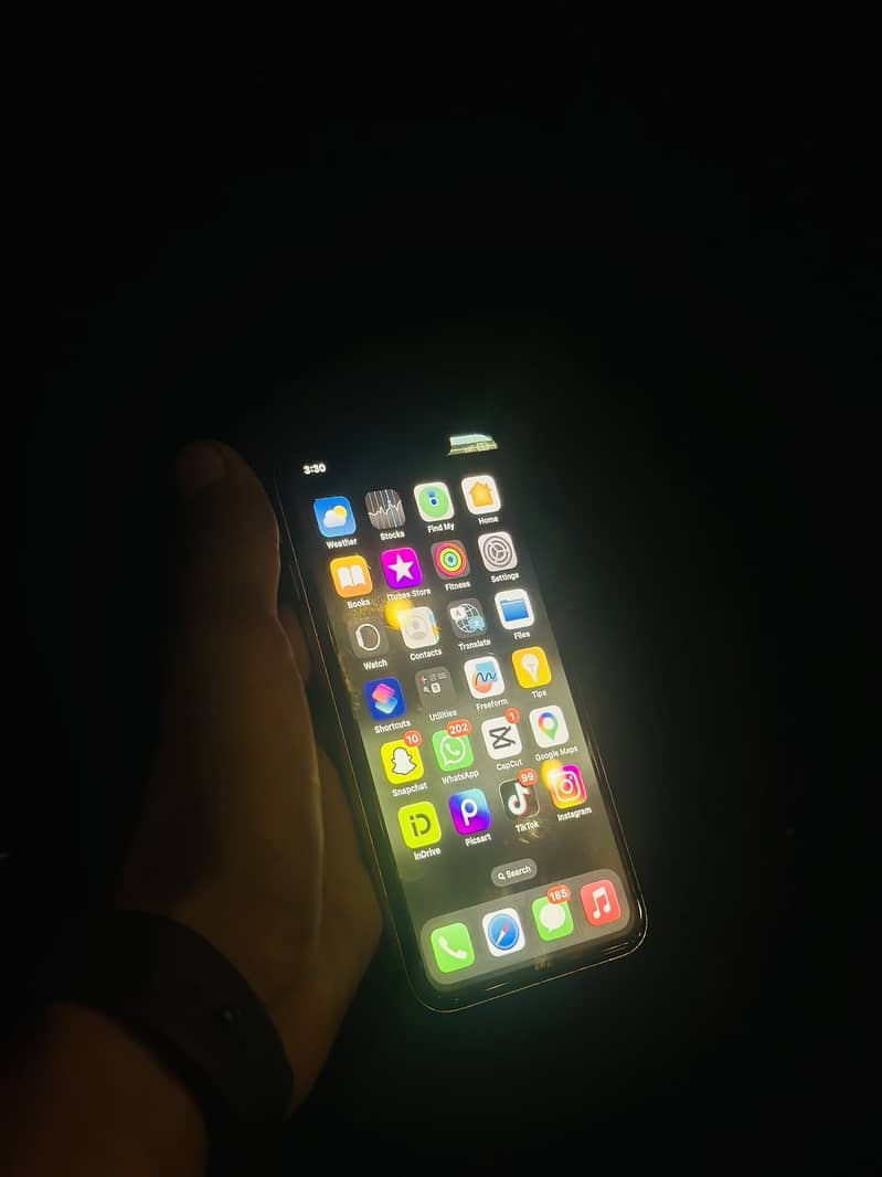 Apple iPhone X 1