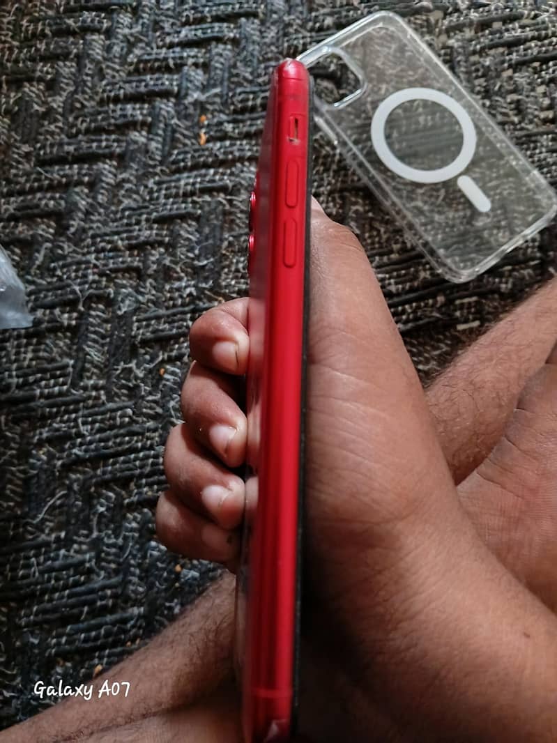 Apple iPhone 11 0