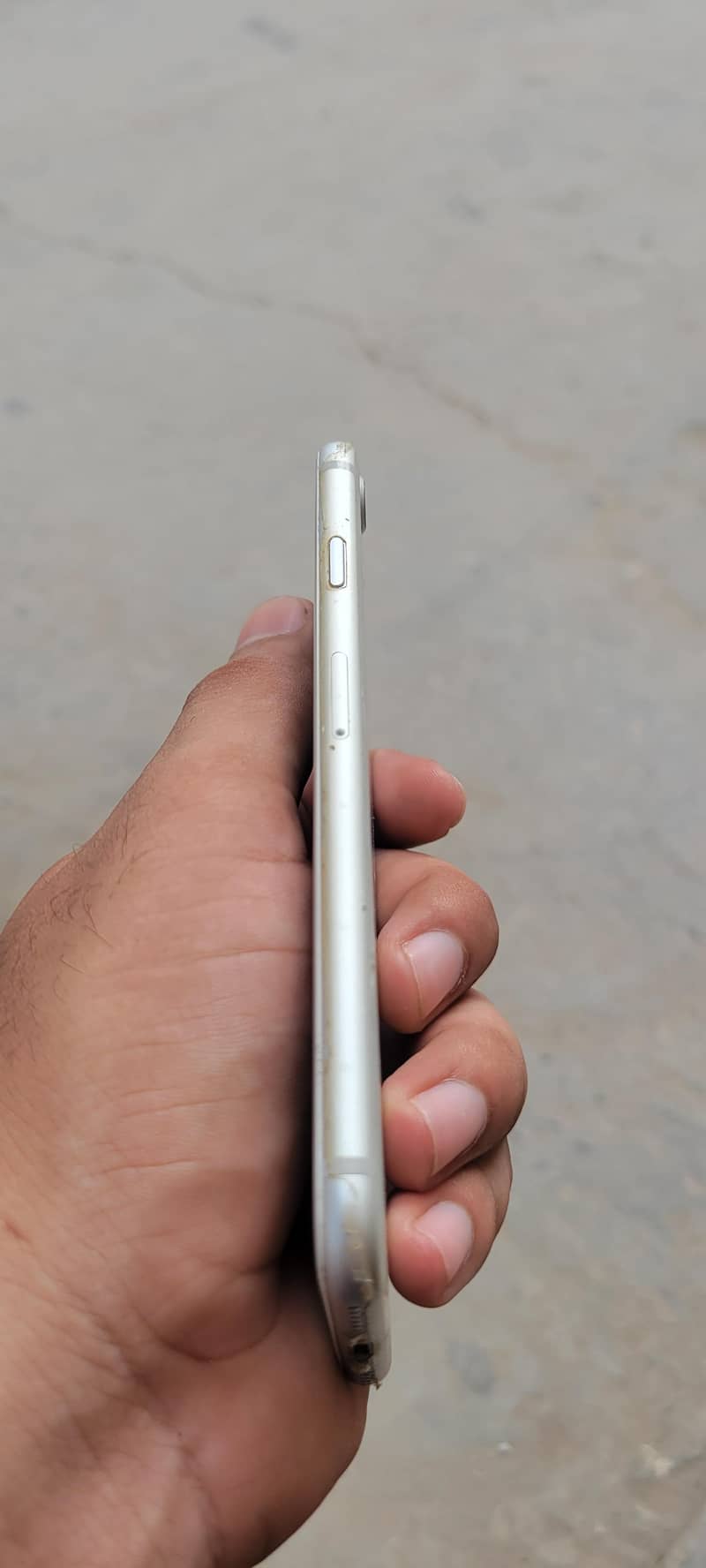 Apple iPhone 8 3