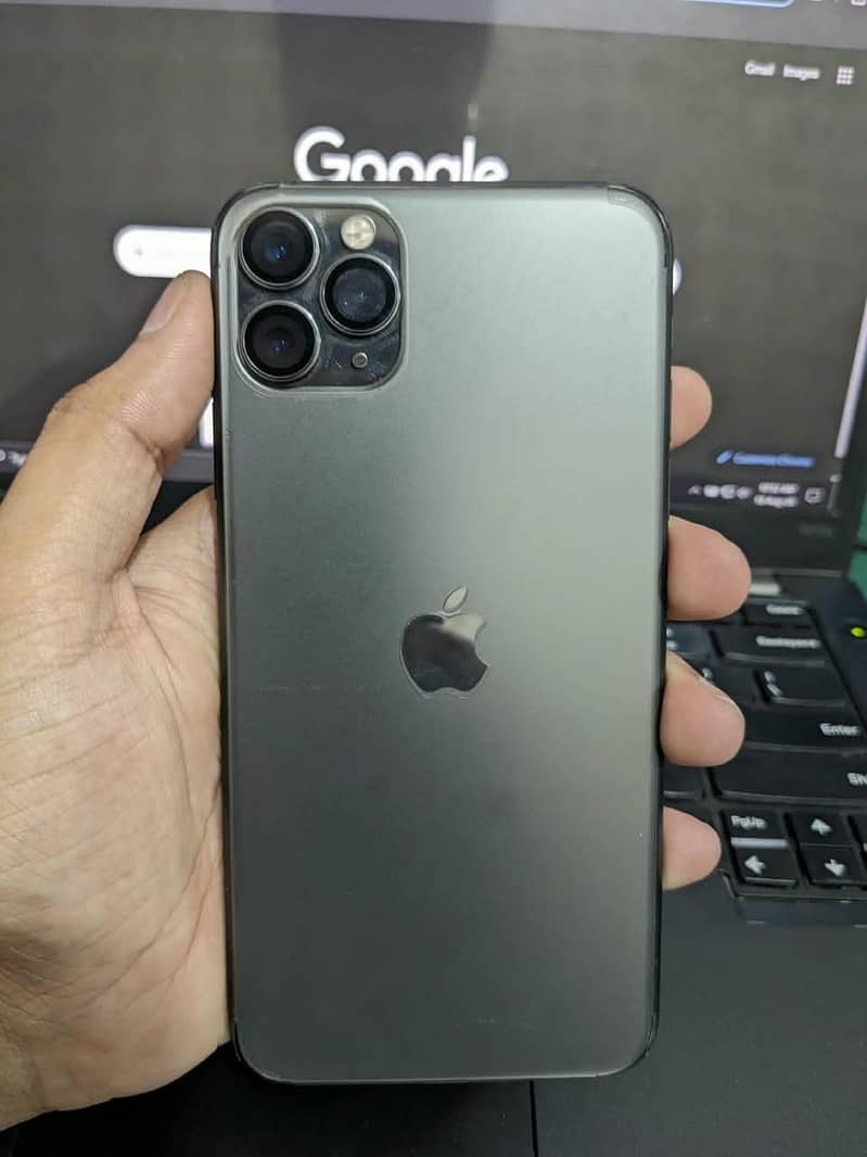 iPhone 11 Pro Max 1