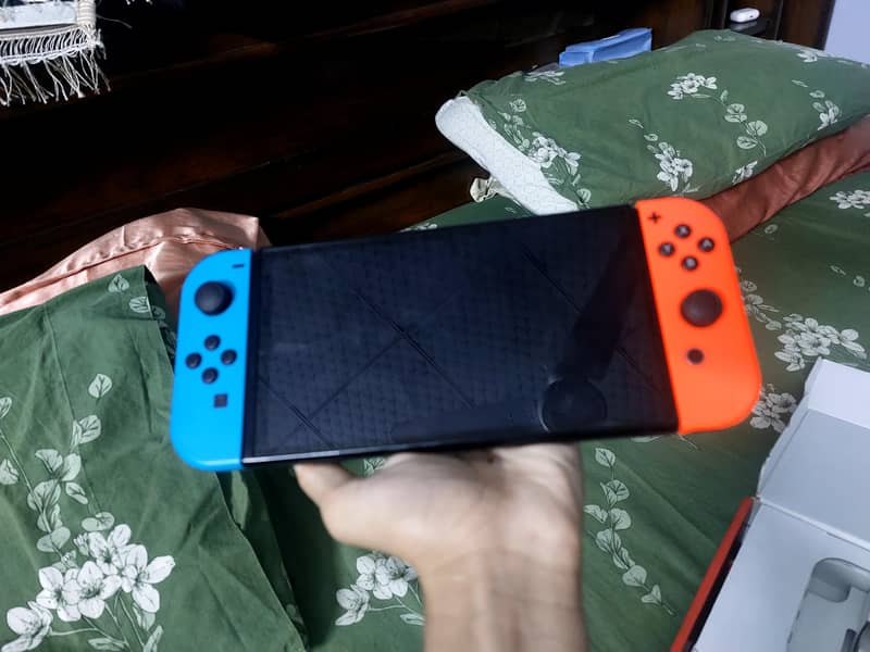 Nintendo switch oled 4
