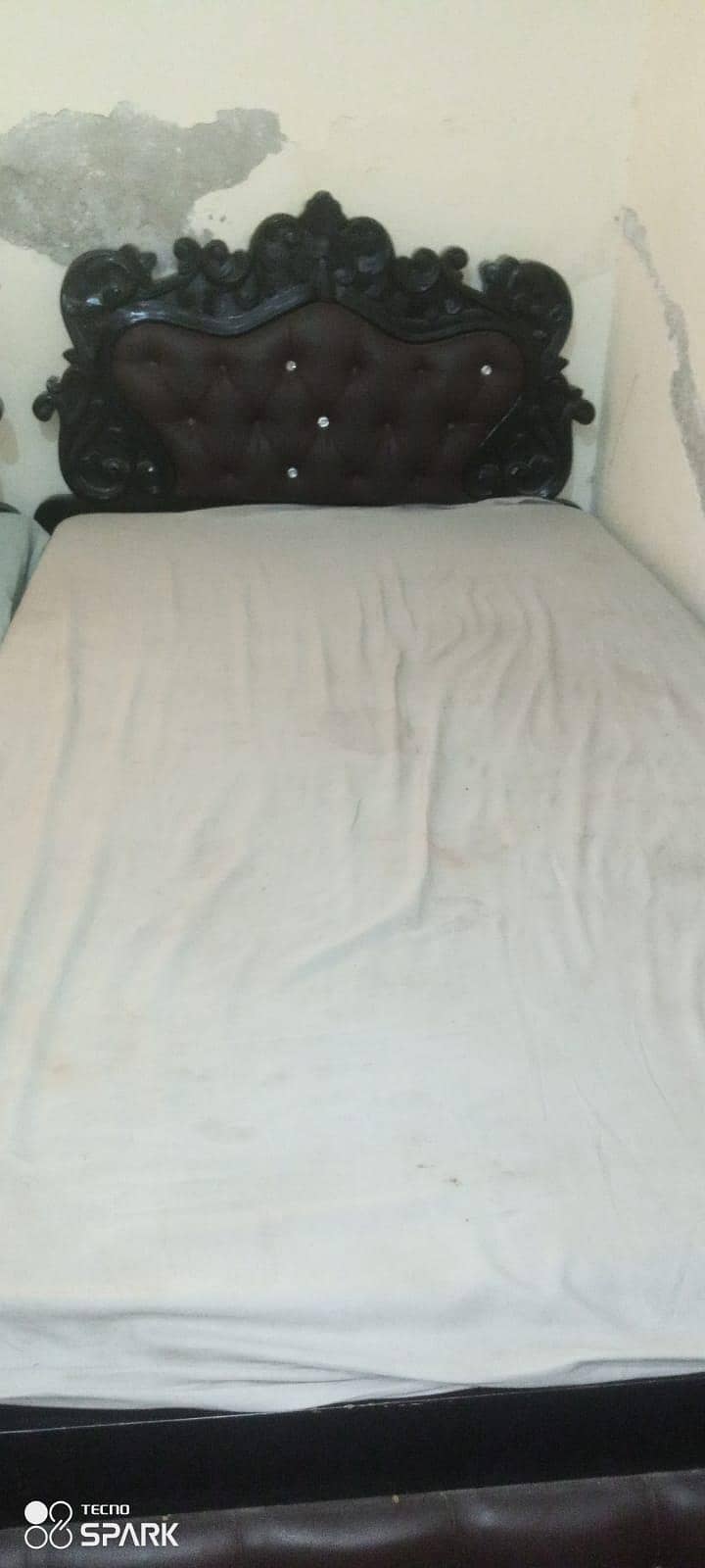 2 single beds 2