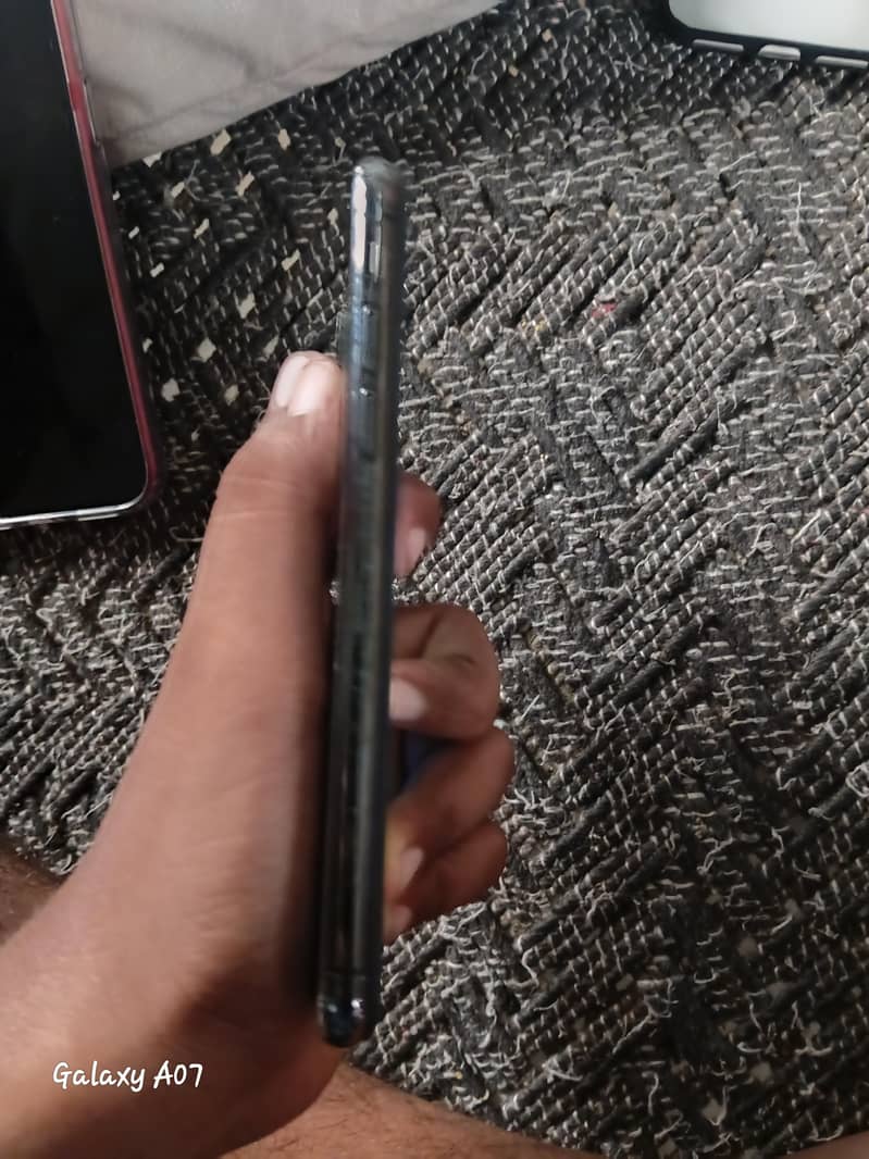 Apple iPhone X 2