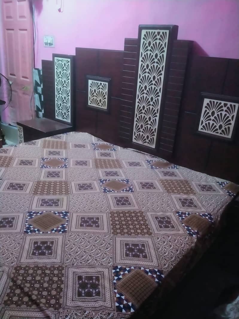 King Size bed & Dressing table 1