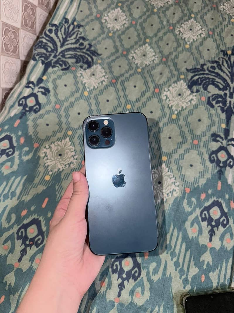 Apple iPhone 12 Pro Max 3