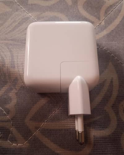 Apple original charger iphone 17;pro max