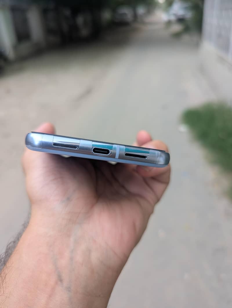 Google Pixel 8 Pro 3