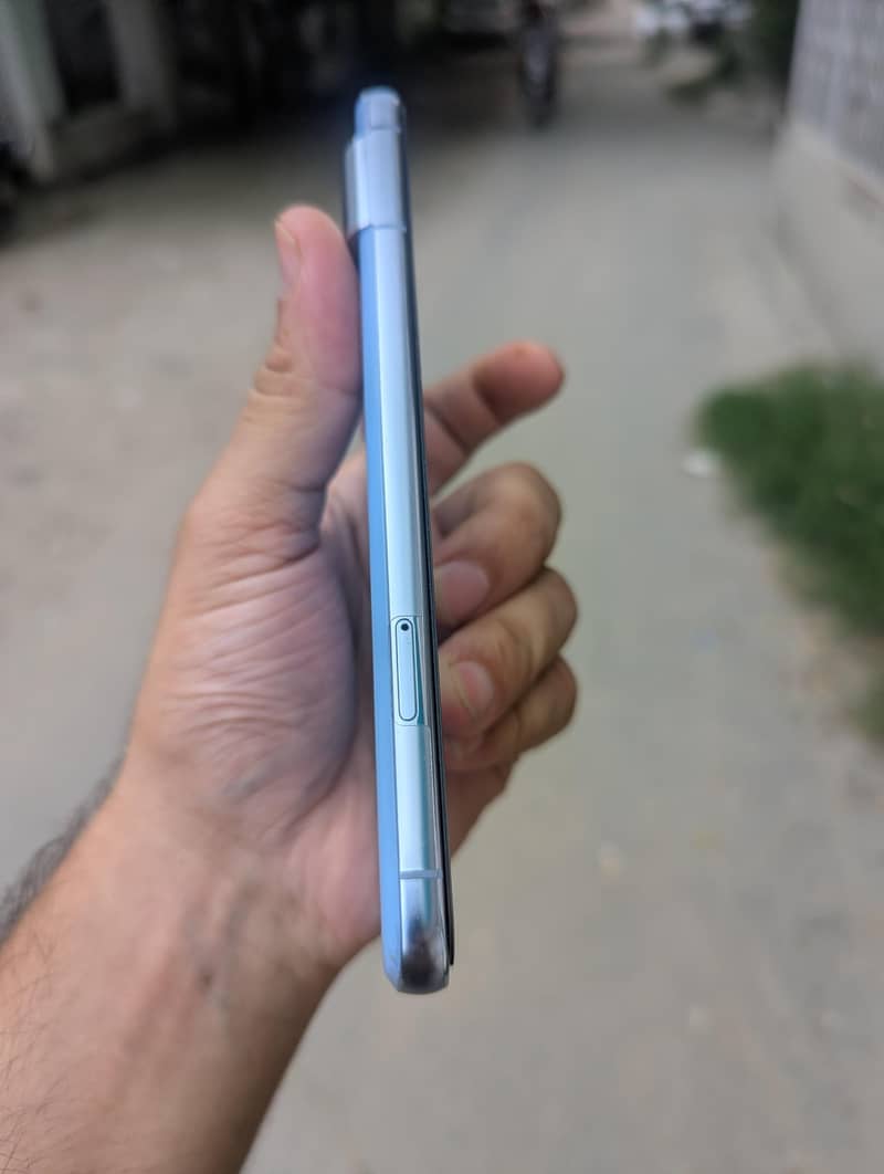 Google Pixel 8 Pro 4