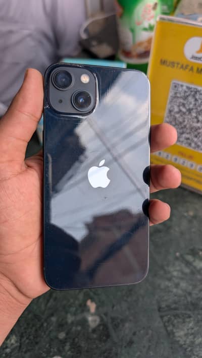 Apple iPhone 13