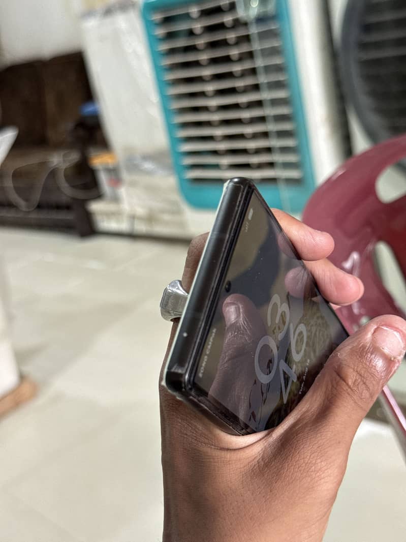 Google Pixel 6a 5