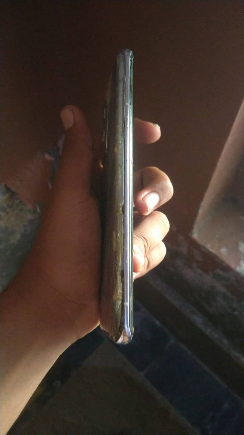 One Plus 9 Pro 0