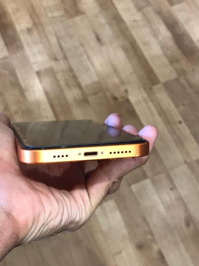 Apple iPhone XR