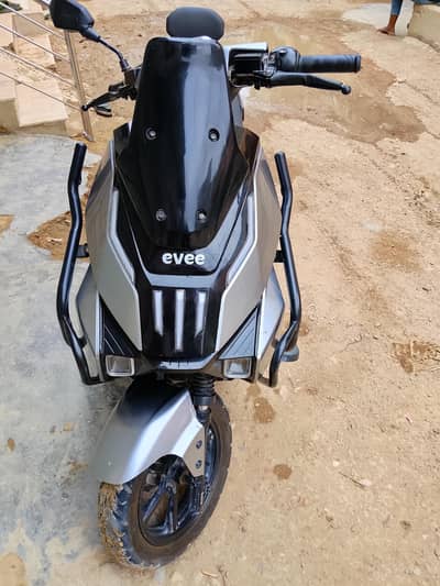 evee sqube Electric Scottie Grey 90 km rang for adults