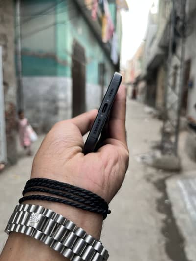Apple iPhone 15 plus