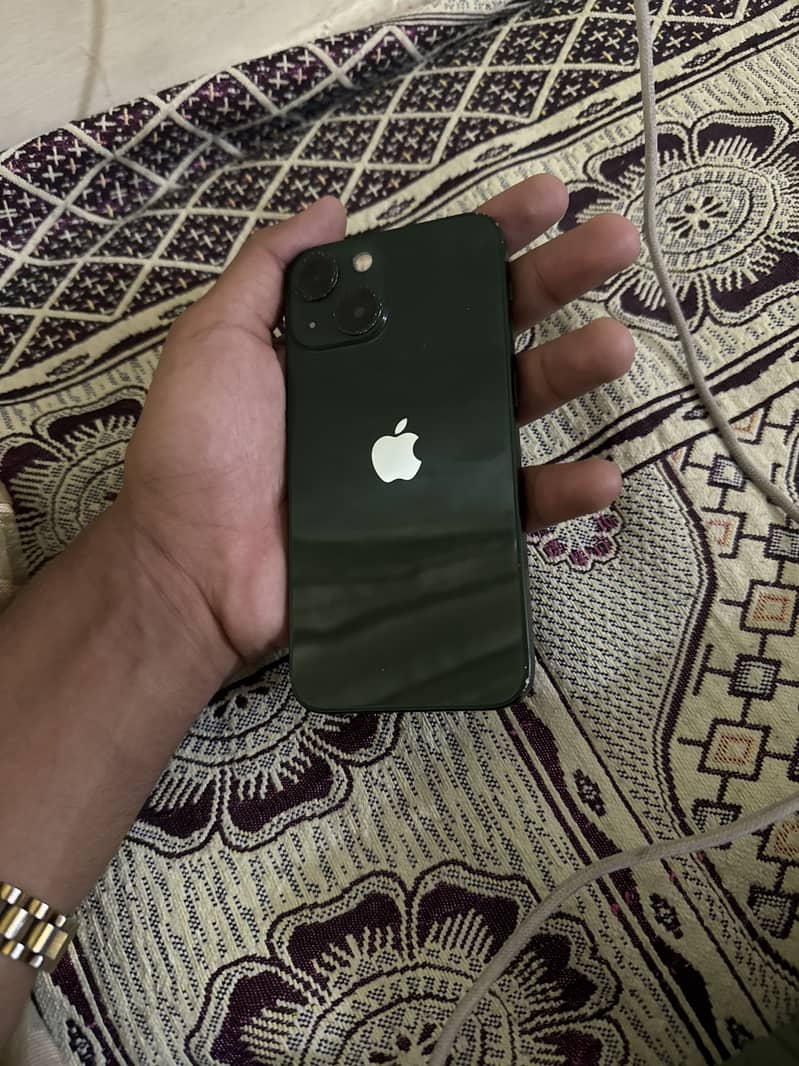 Apple iPhone 13 mini 1