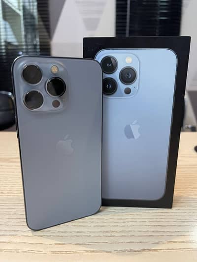 Apple iPhone 13 Pro Non Pta 256 GB with charger 90% Health