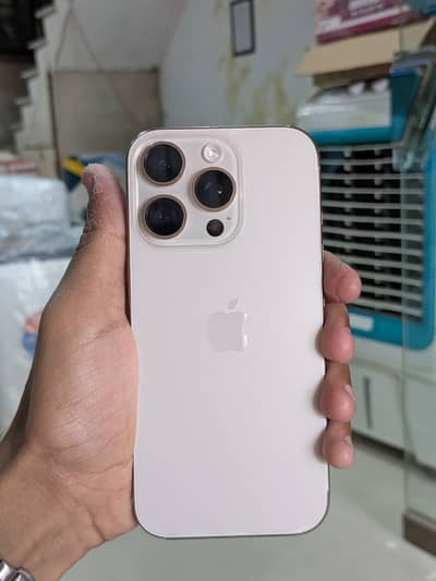 Apple iPhone 16 Pro