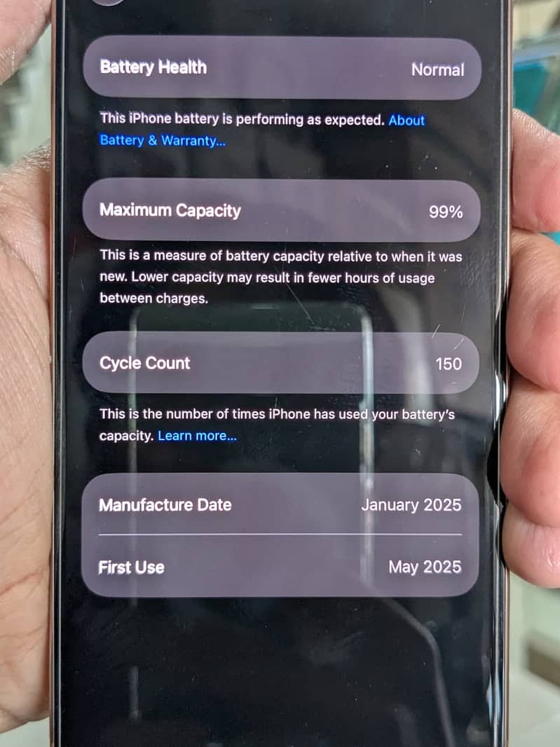 Apple iPhone 16 Pro 2