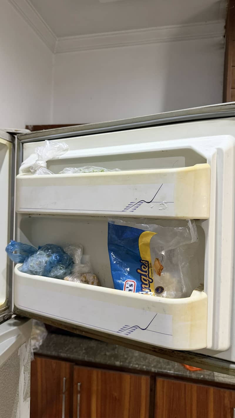 Dawlance fridge 2