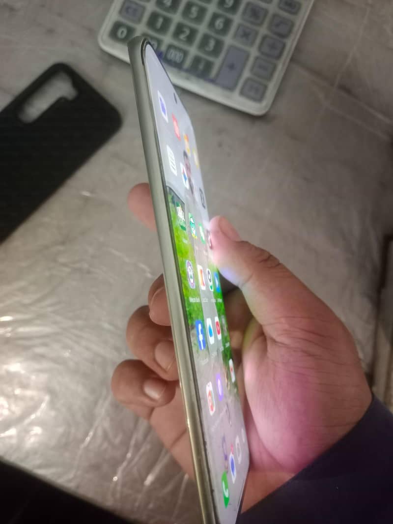 Infinix Hot 60 Pro Plus 4
